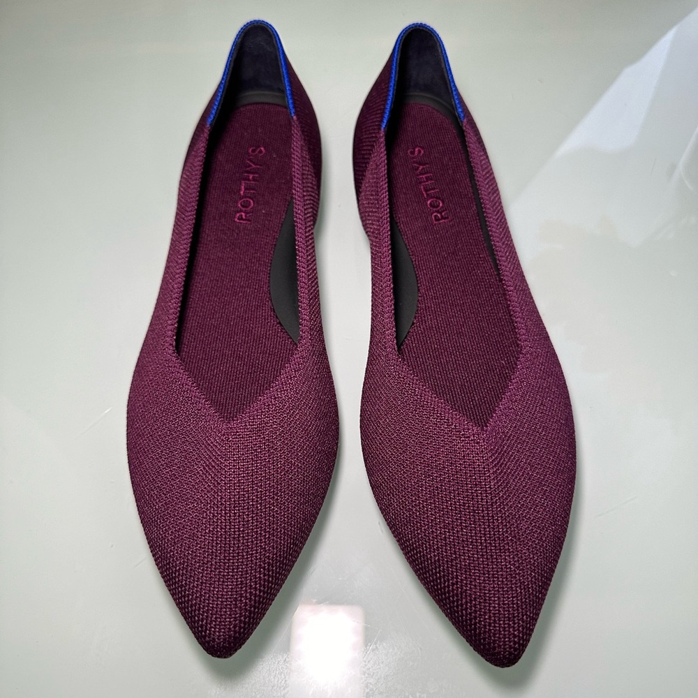 ROTHY’S THE POINT SIZE 8.5

BRAND NEW! NEVER BEEN WORN!